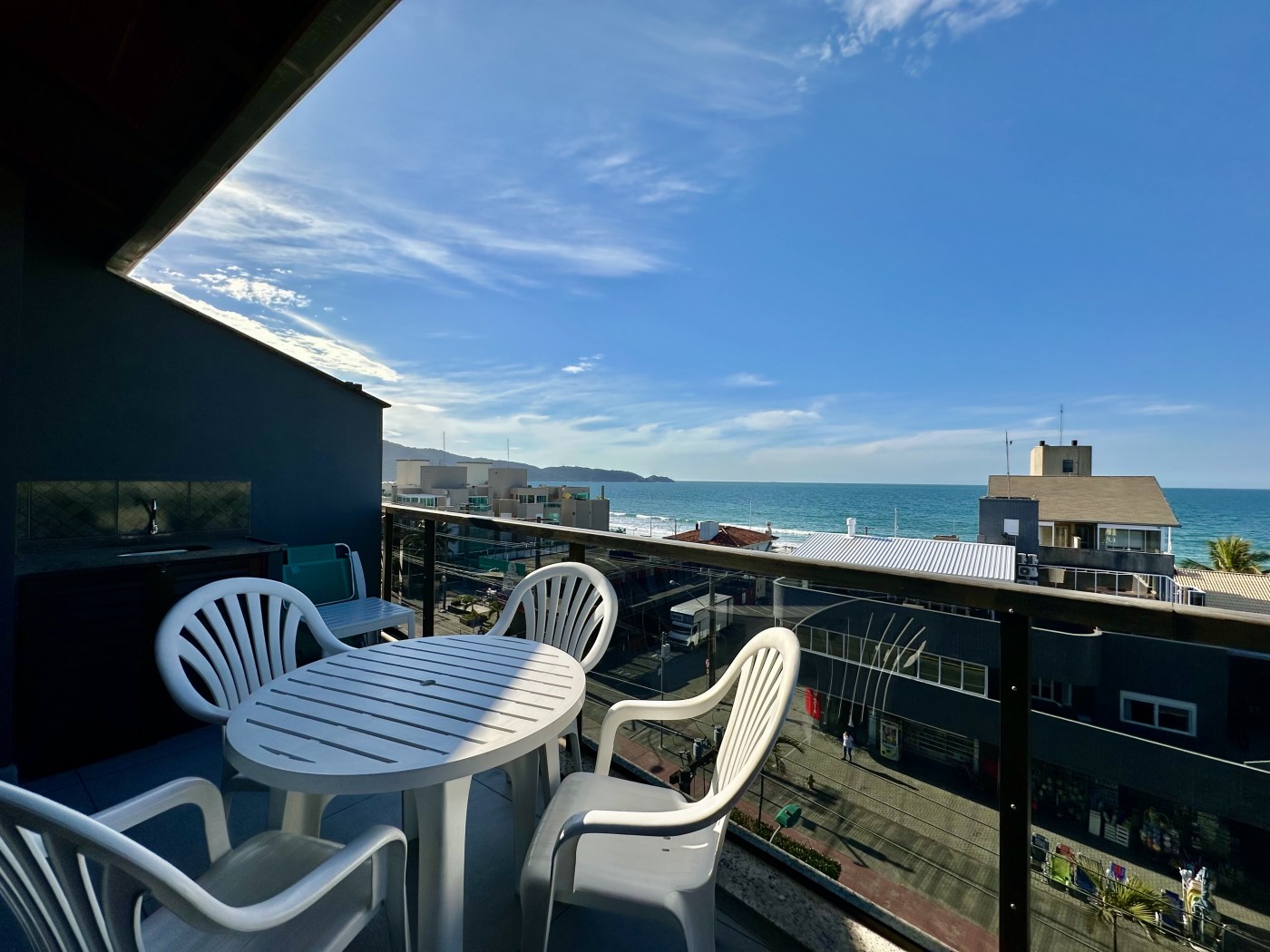 Imóvel contemporâneo em Bombinhas