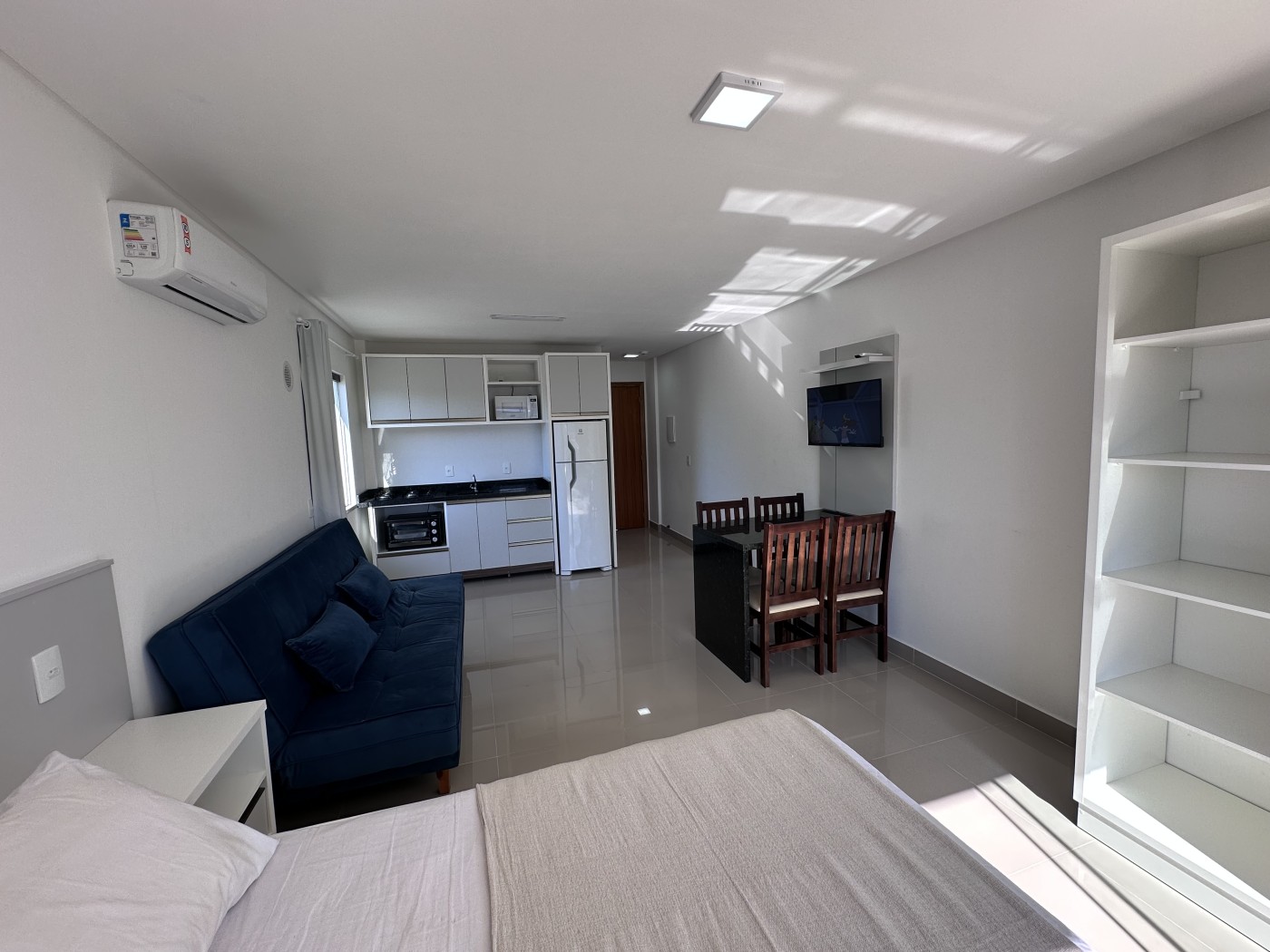 Apartamento 1 dormitório - A18 - imagem 1