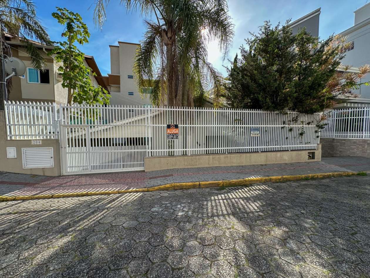 Casa 4 dormitórios ou + - A24 - imagem 3