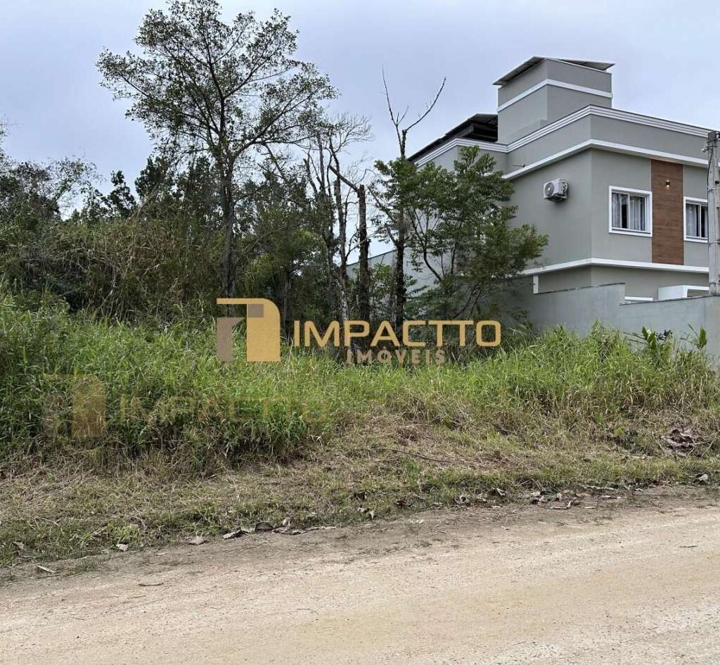 Terreno – V12