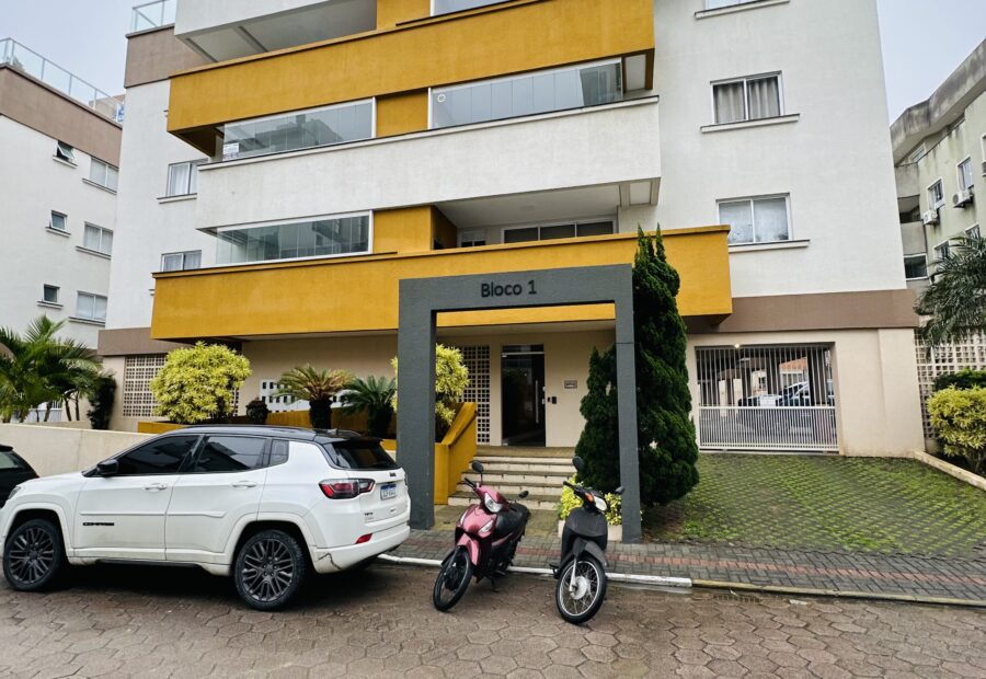 Apartamento Na Rua Cardeal