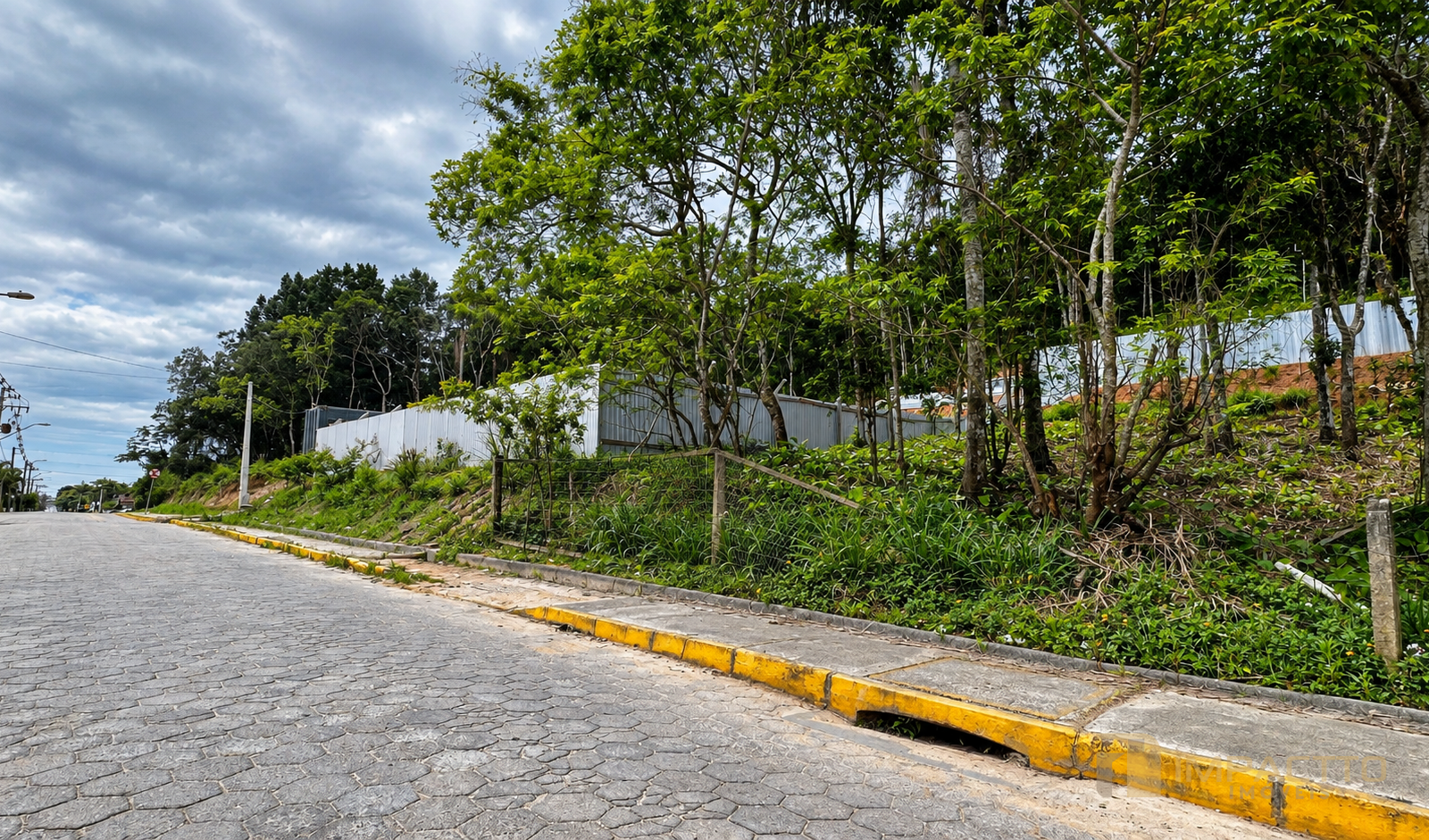 Terreno a venda em Bombas — imagem 2
